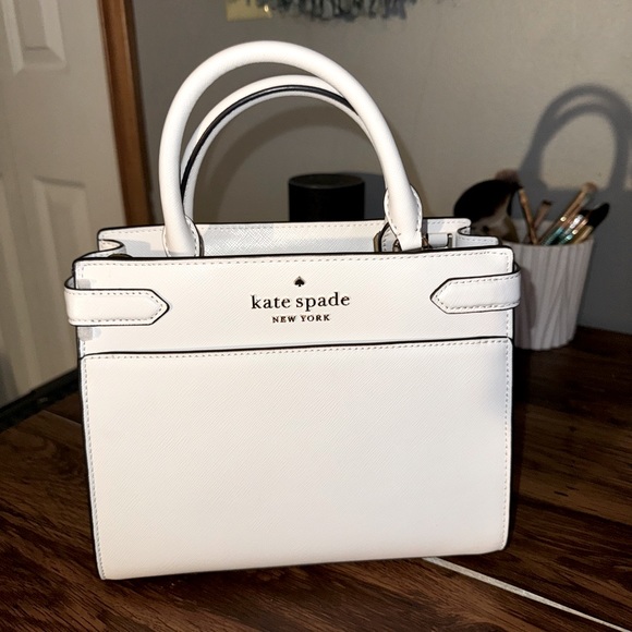 kate spade Handbags - Kate Spade White Handbag